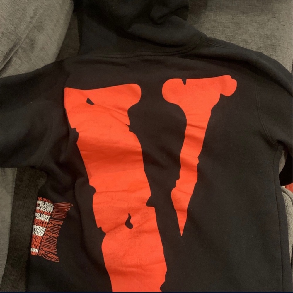 Vlone Sweater (Nav)